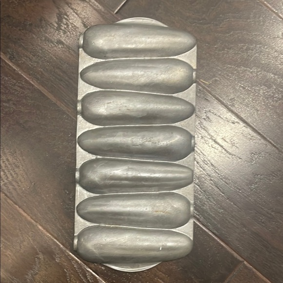 Vintage Silver Cornbread Pan - Picture 3 of 3